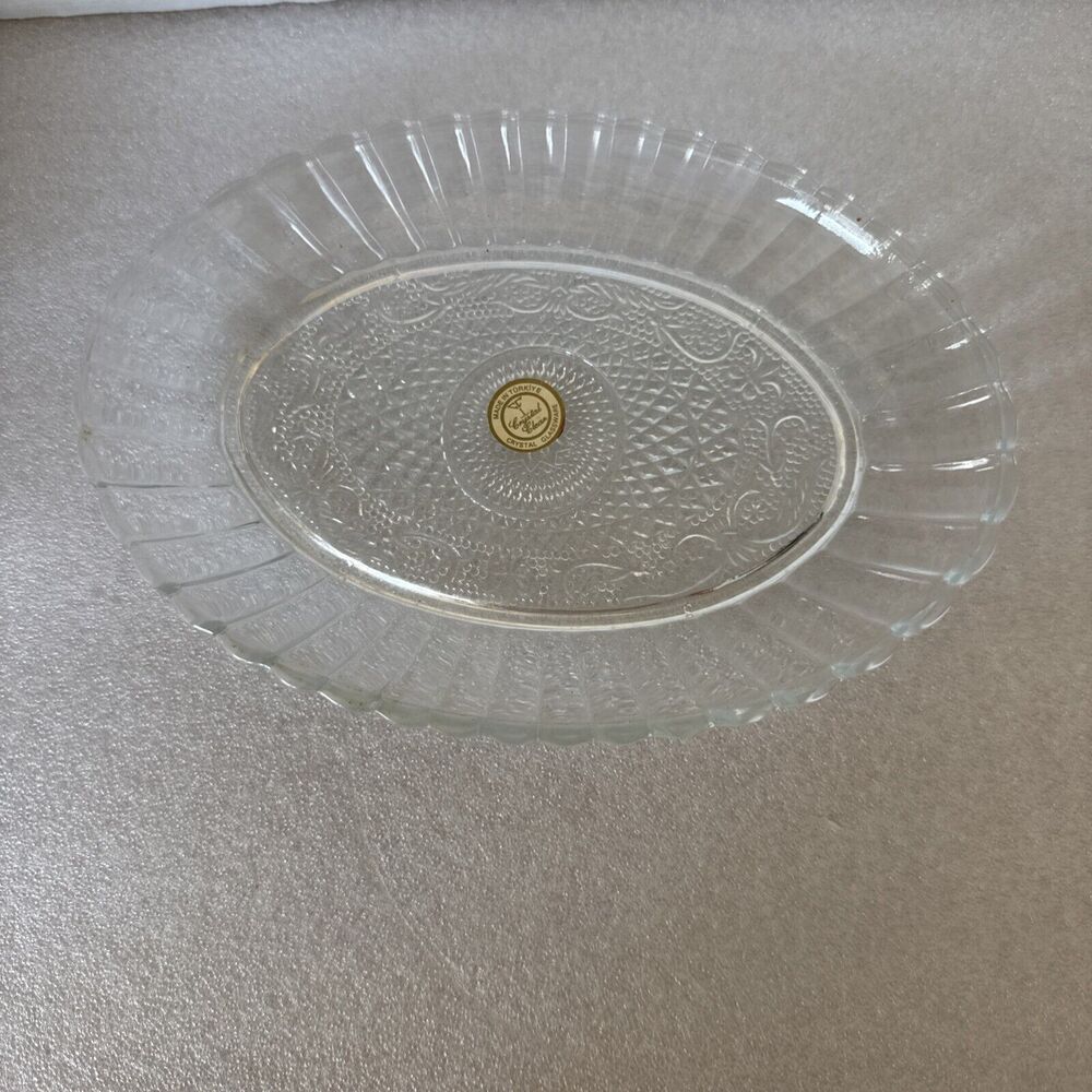 CRYSTAL CLEAR CRYSTAL GLASSWARE MADE IN TURKIYE TRELLIS 8.5" OVAL PLATTER